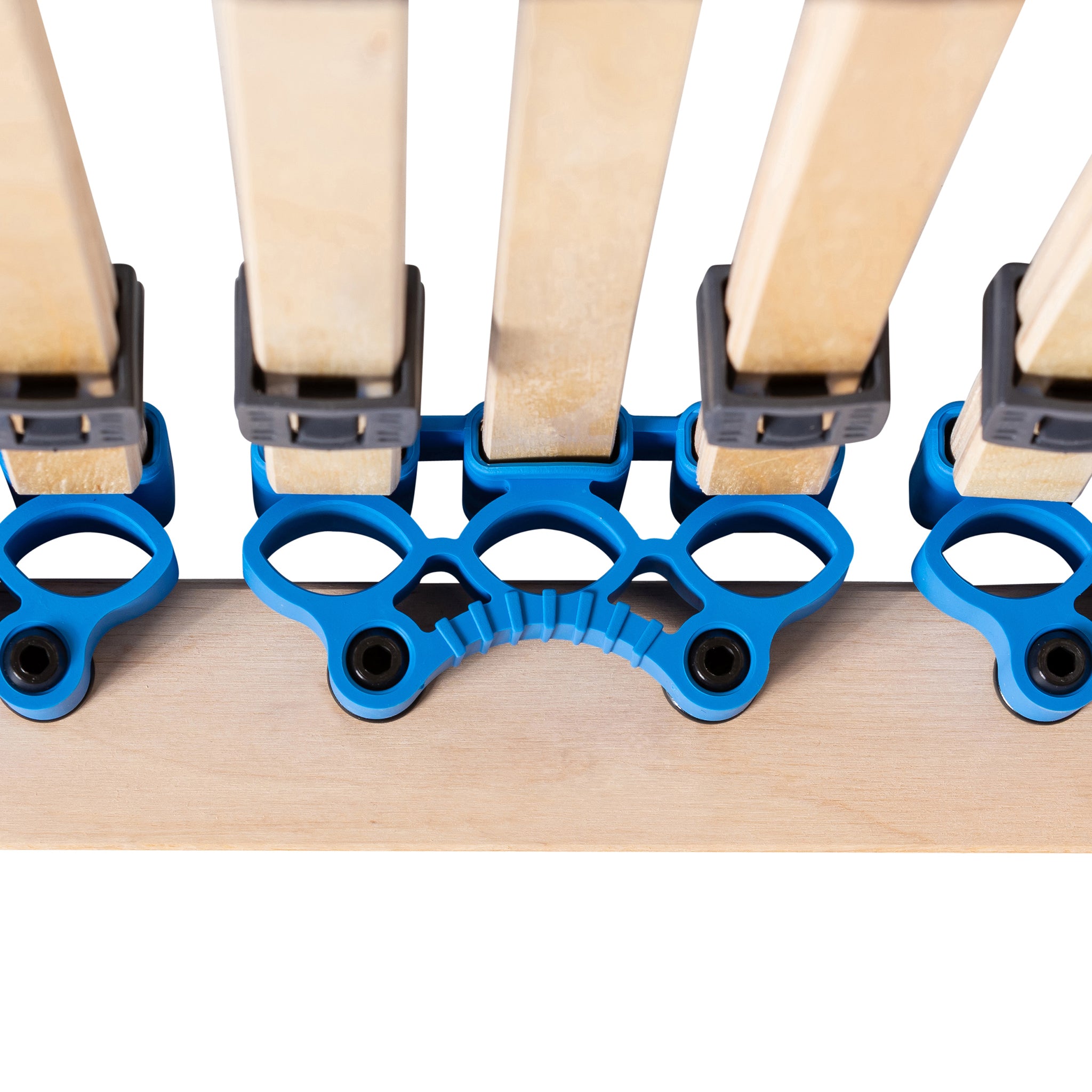 CUBEsleep PURE ECO Lattenrost Ansicht Federleisten mit Trio Kautschukkappen von unten